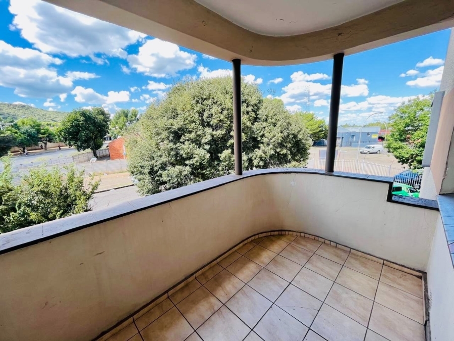 9 Bedroom Property for Sale in Bloemfontein Free State